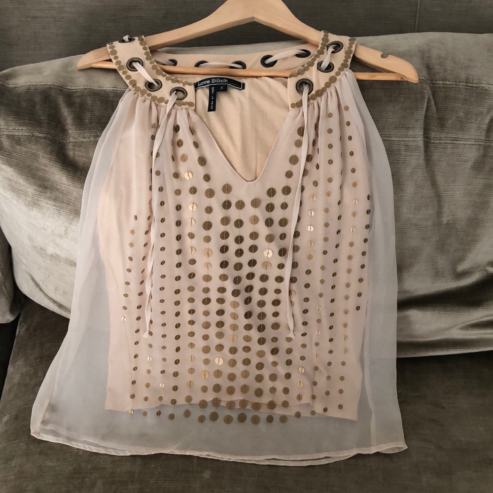 Sleeveless top